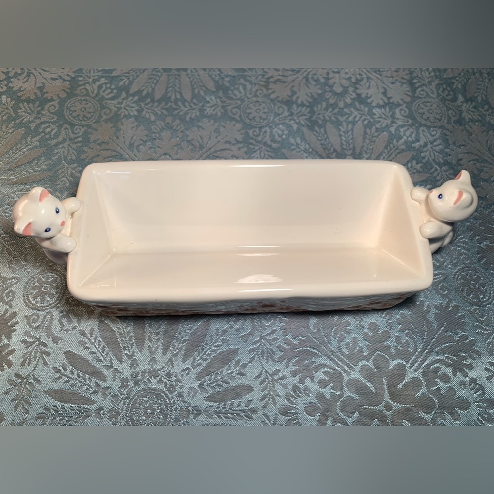 Avon Ceramic Kitten Basket Cherry-Trimmed Serving Dish New Excellent Condition!